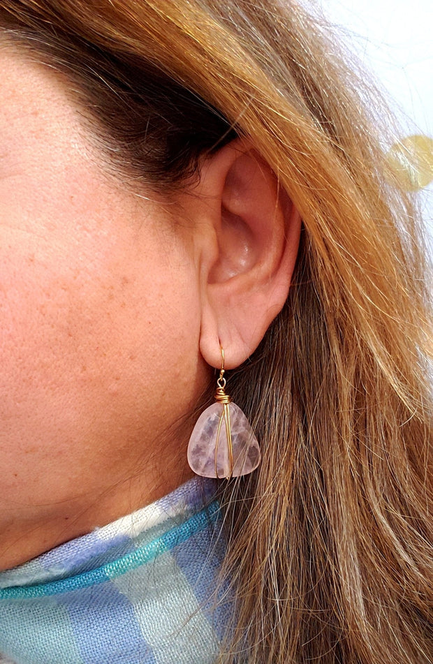 Petal Pink Elegance Earrings: A Touch of Delicate Beauty Jewelry & Watches