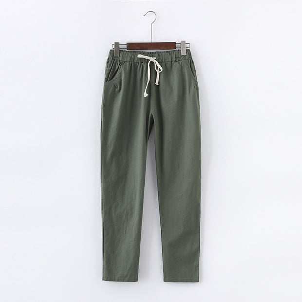 Stylish women linen pants made from a hemp-linen blend, featuring a cropped fit, breathable fabric, and soft cotton lining for ultimate comfort.