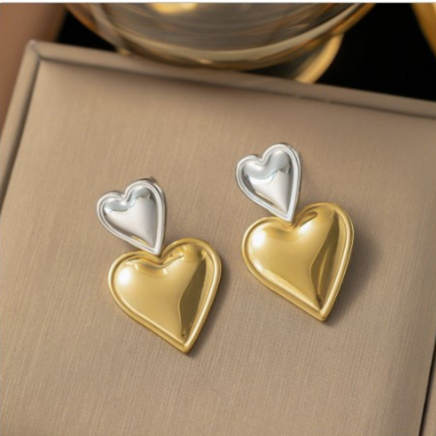 Heartfelt Retro Earrings Studs Elegance with a Modern Twist - Modiniva LLC