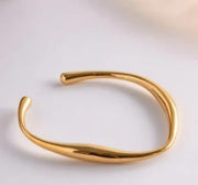 Golden Bracelet for Women - Modiniva LLC