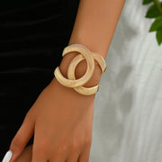 Simple Snake Bones Chain Bracelet Cold Buckle Knot Jewelry & Watches