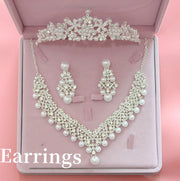 Lustrella Pearl Necklace Set