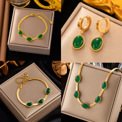 Vintage Gold Plated Snake Chain Green Stone Set Jewelry & Watches